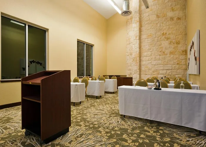 Holiday Inn San Antonio Northwest- Seaworld Area By Ihg