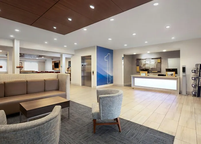 Holiday Inn Express & Suites Acworth - Kennesaw Northwest By Ihg