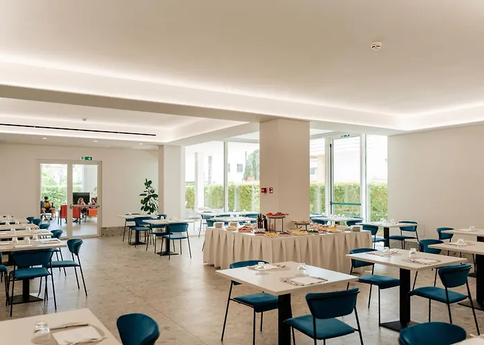 Hotel Caravel