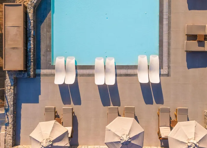 Unique Blue! Resort And Villas Adults Only