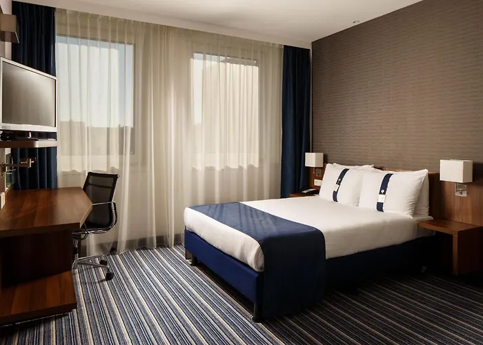 Holiday Inn Express By Ihg
