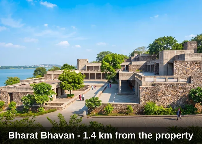 Townhouse Gandhi Medical College Bhopal Formerly Shagun
