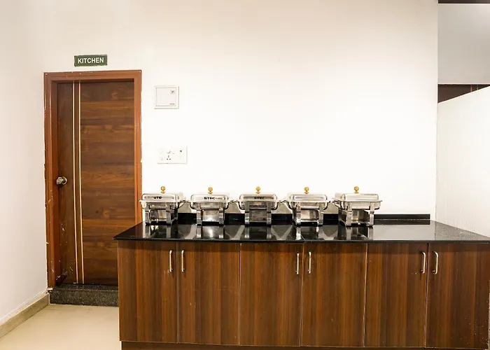 Itsy Hotels Worldtree Itpl