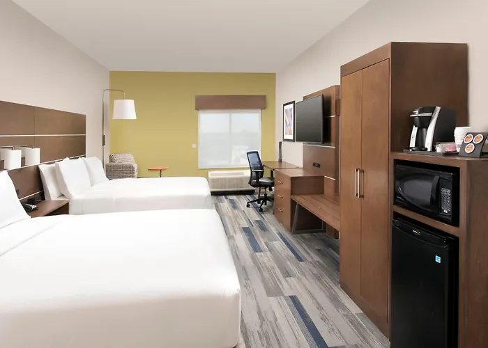 Holiday Inn Express & Suites San Antonio North-Windcrest By Ihg