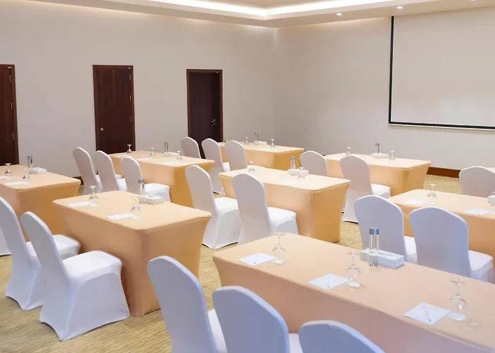  Radisson Muscat Panorama