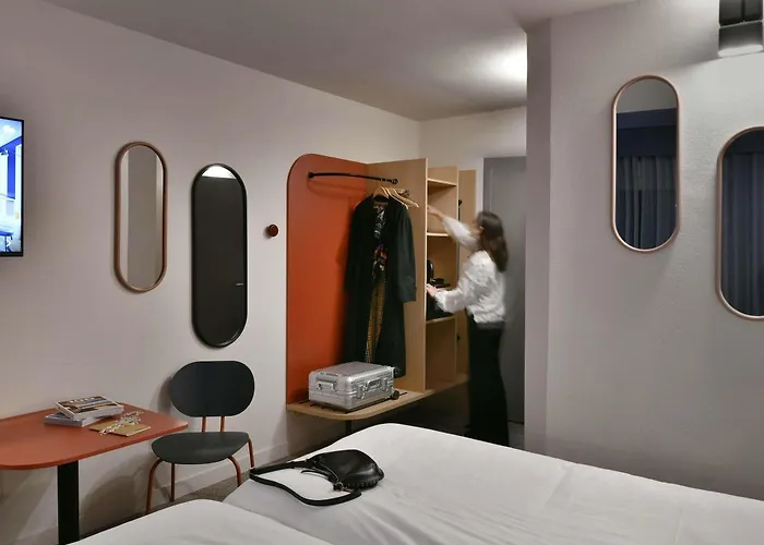 Ibis Styles Charleroi Airport Aero 44