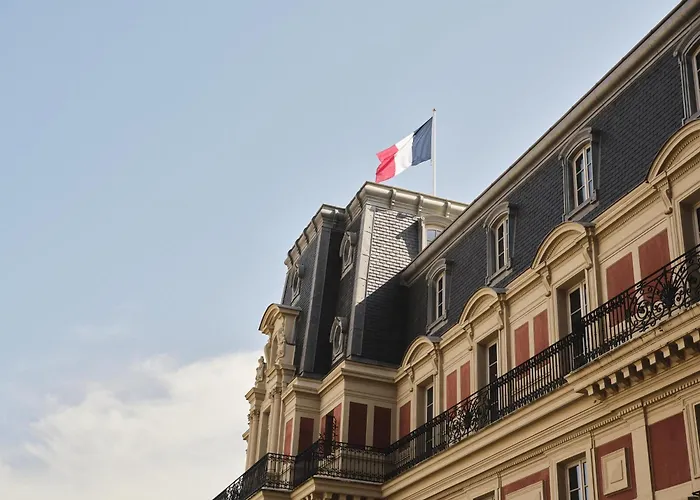 Du Palais , In The Unbound Collection By Hyatt