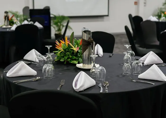 Doubletree By Hilton Fiji - Sonaisali Island