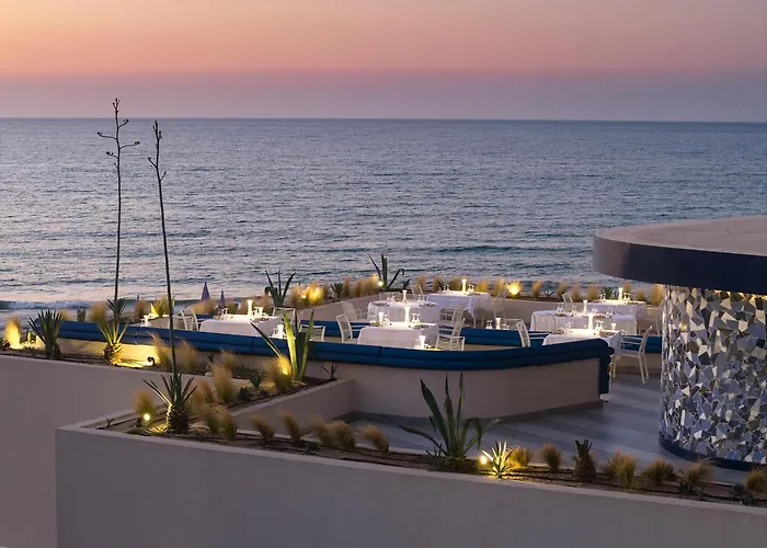 I Resort Beach Hotel & Spa (Adults Only)