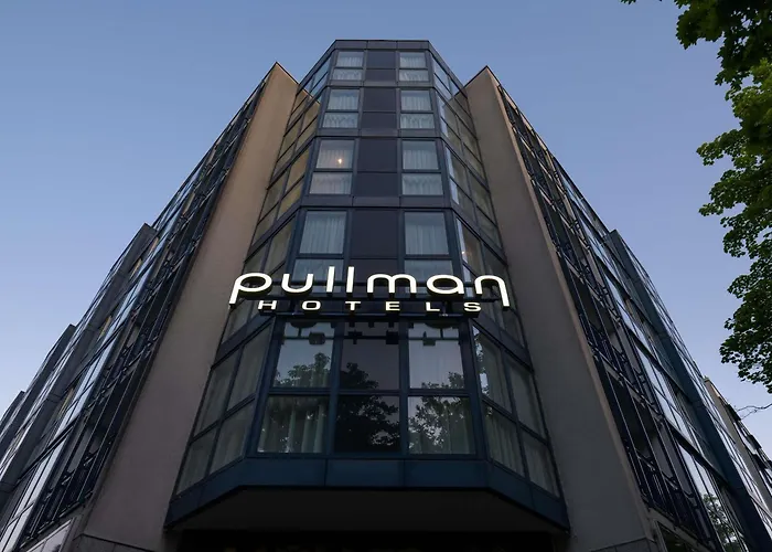  Pullman