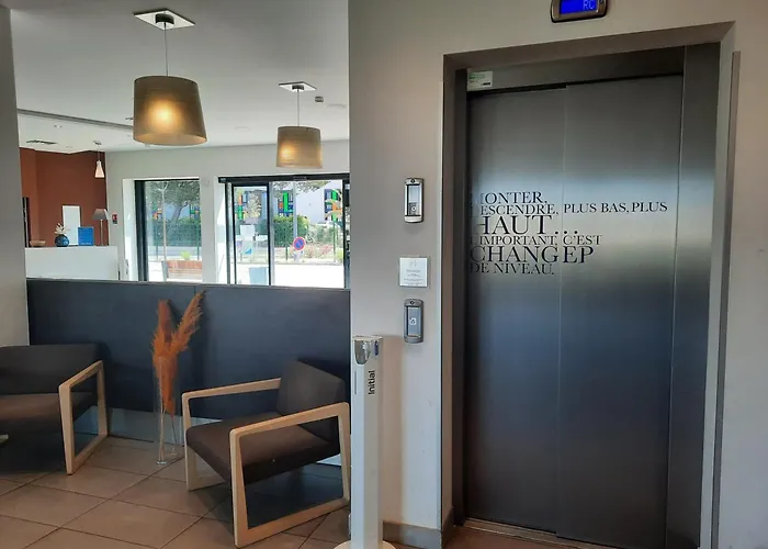 Holiday Inn Express - Marseille Airport By Ihg