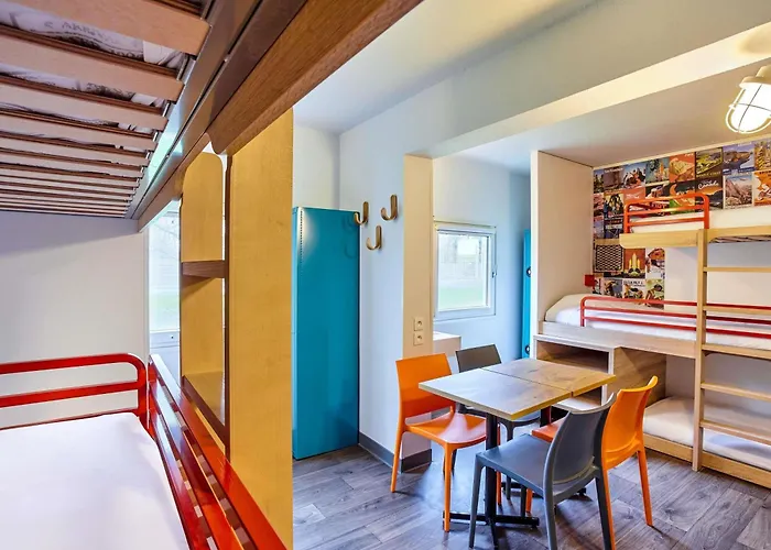 Family resorts f1 Paris Porte De Chatillon