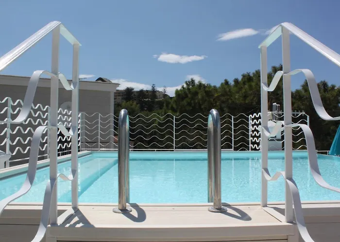 Boutique Hotel Helios (Adults Only)