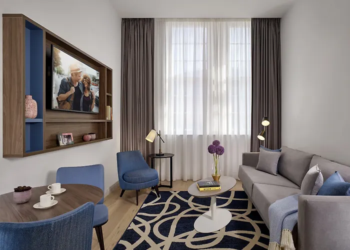  Citadines Islington London