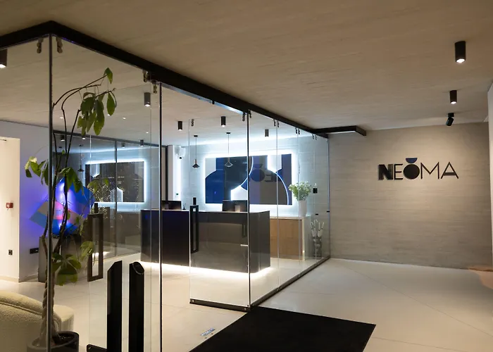 Neoma