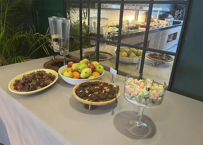 Pure Blanche Hotel
