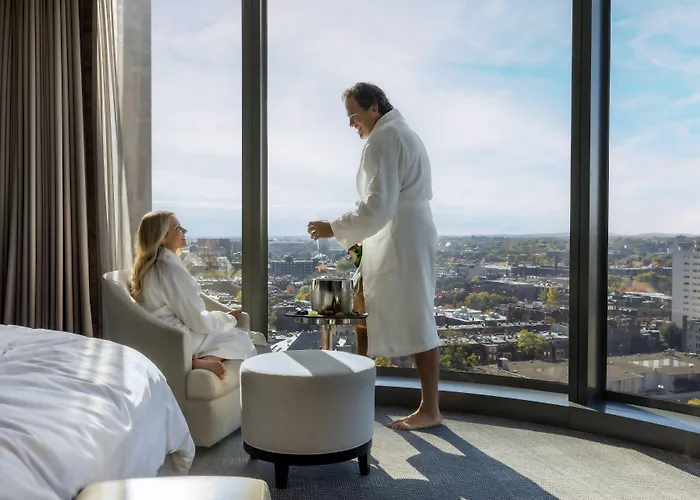 moteles Four Seasons One Dalton Street, Boston