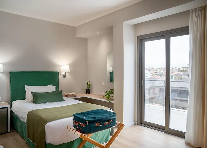 Chroma Fashion Rooms & Apartments