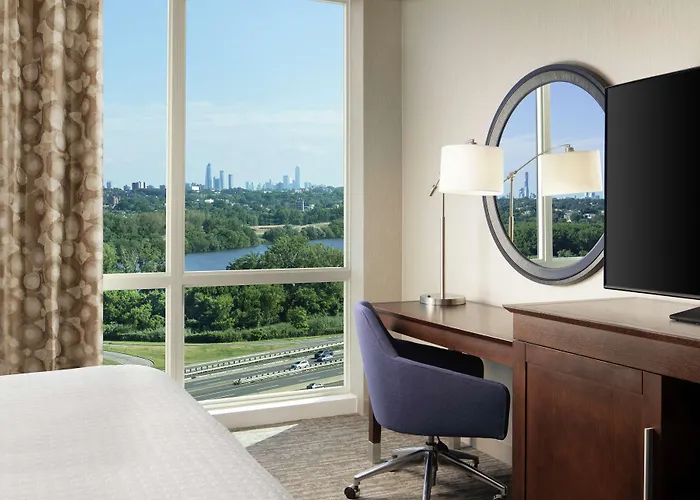 Hotels With Four Stars Hampton Inn & Suites Teaneck/Glenpointe