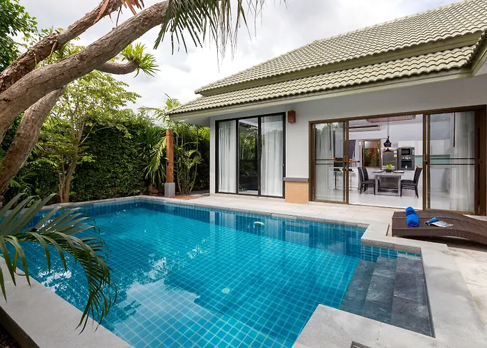 Karon Beach Pool Villa - Sha Extra Plus