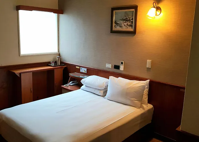 New May Flower Hotel