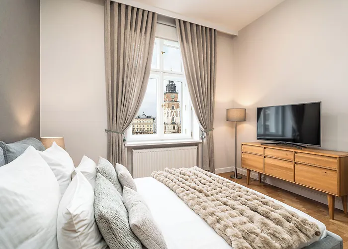 Venetian House Market Square Aparthotel