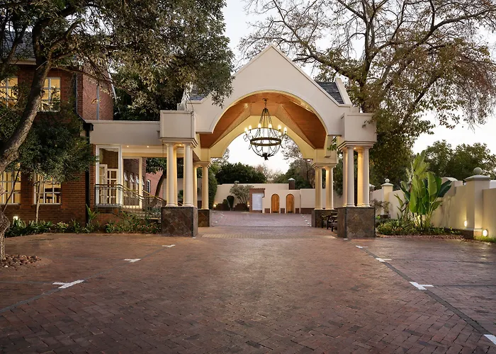 Premier Hotel Quatermain