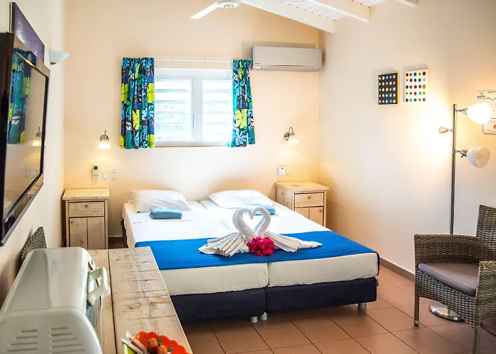 Hamlet Oasis Resort