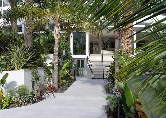 Hotels with a view Staybridge Suites - Cannes Centre By Ihg