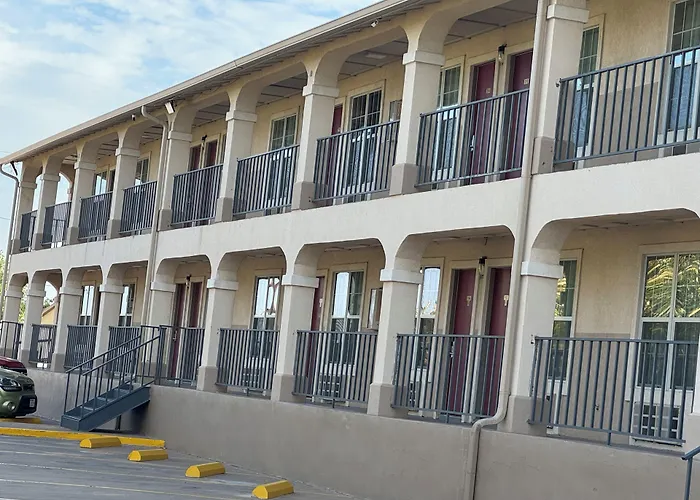 All Motels Villa West Inn