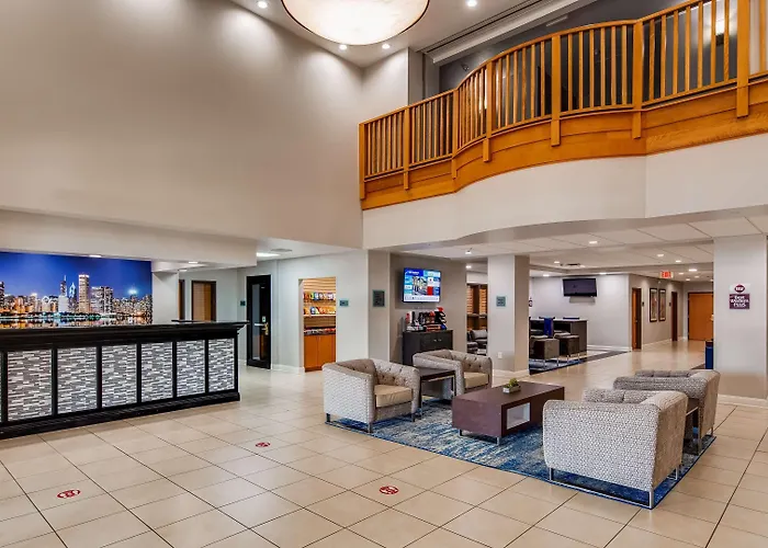 Dog friendly hotels Best Western Plus Champaign/Urbana Inn