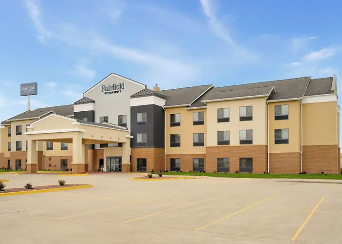 Fairfield Inn & Suites