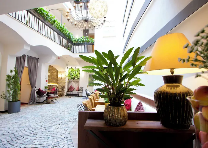 Hotel 5 Estrellas Residence Agnes