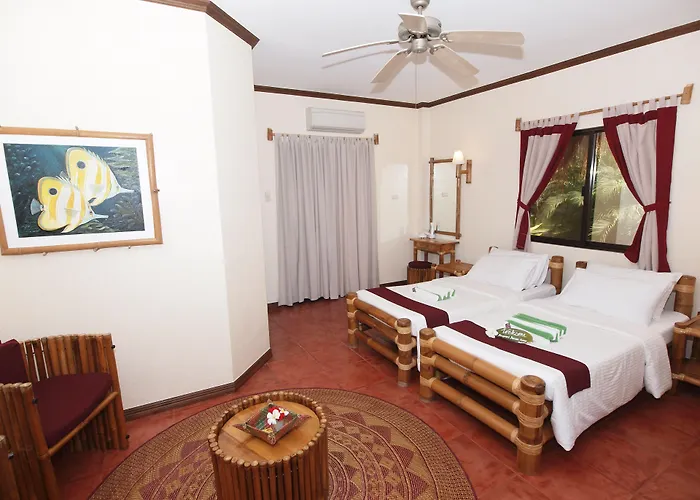 Pura Vida Beach & Dive Resort