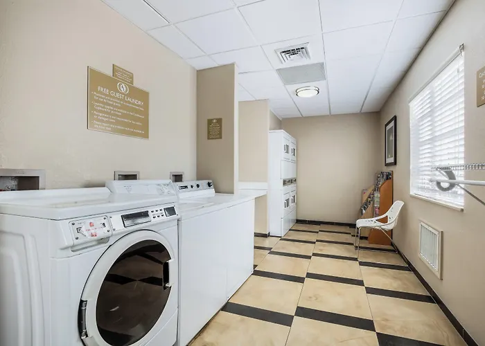 Candlewood Suites Virginia Beach Town Center By Ihg