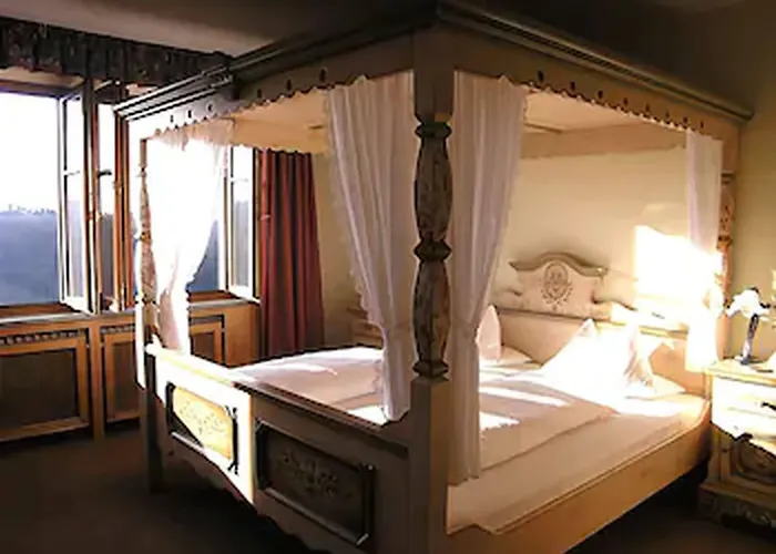 Burghotel