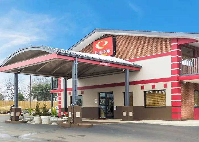 Kid friendly hotel Econo Lodge Inn & Suites I-35 At Shawnee Mission