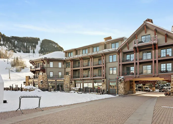 Ritz Carlton, Highlands