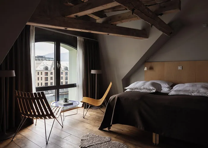 Hotel Brosundet