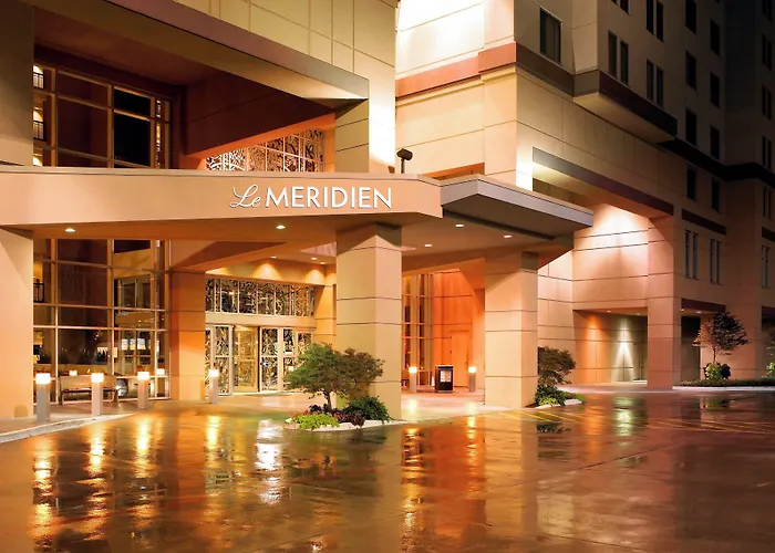 Dog friendly hotels Le Meridien Dallas By The Galleria