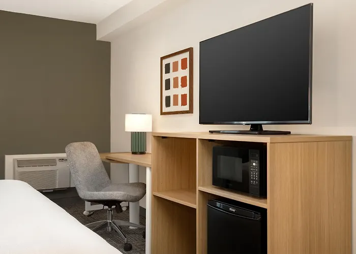 Spark By Hilton Airport