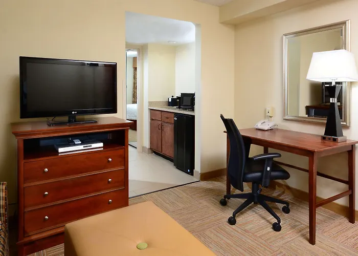 Hampton Inn Raleigh Capital Blvd North