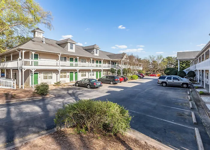 Hometowne Studios By Red Roof Atlanta Ne - Norcross South