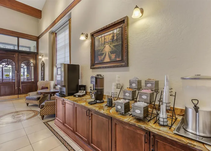 Best Western Plus Greenwell Inn