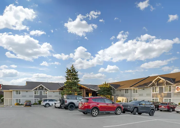 Best Western Plus Country Meadows Inn