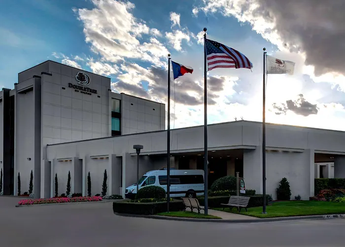 Doubletree By Hilton Arlington Dfw South