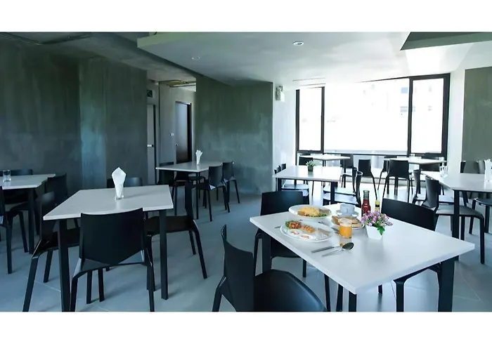 Cheap hotels B2 Phuket Boutique & Budget