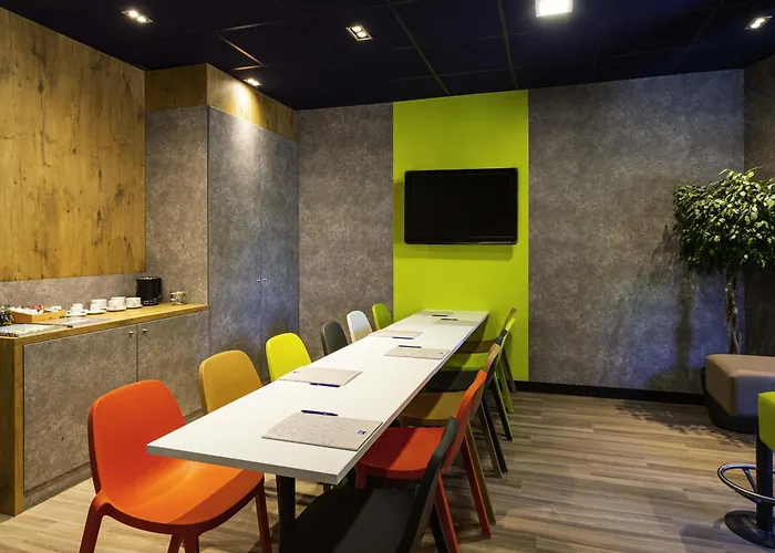  Ibis Budget Bordeaux Centre - Gare Saint Jean