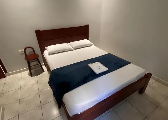 Apeninos Suites Basicas