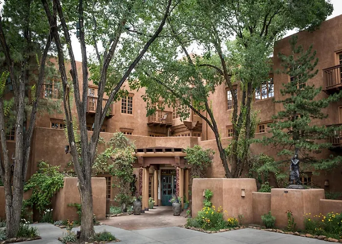 4 star hotel: Hotel Santa Fe